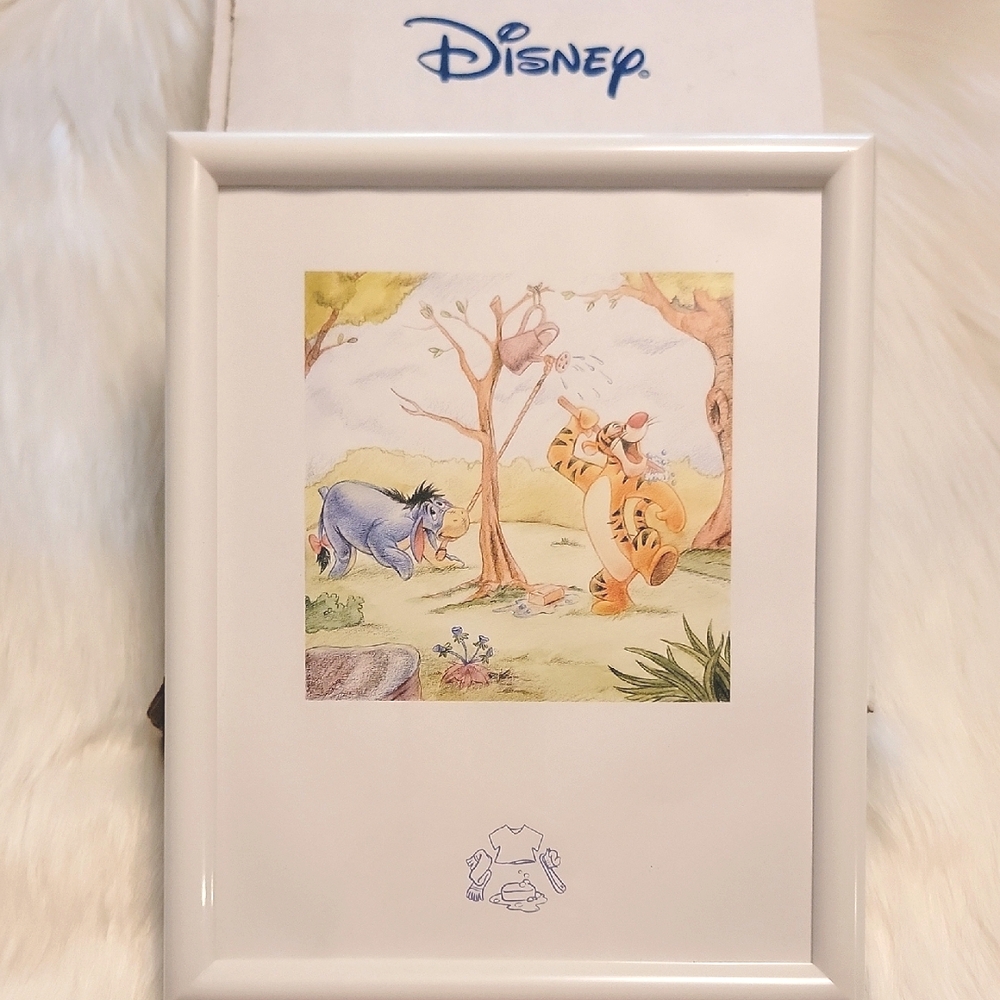 NWT Disney Framed Winnie the Pooh Artwork Of Eeyore & Tigger